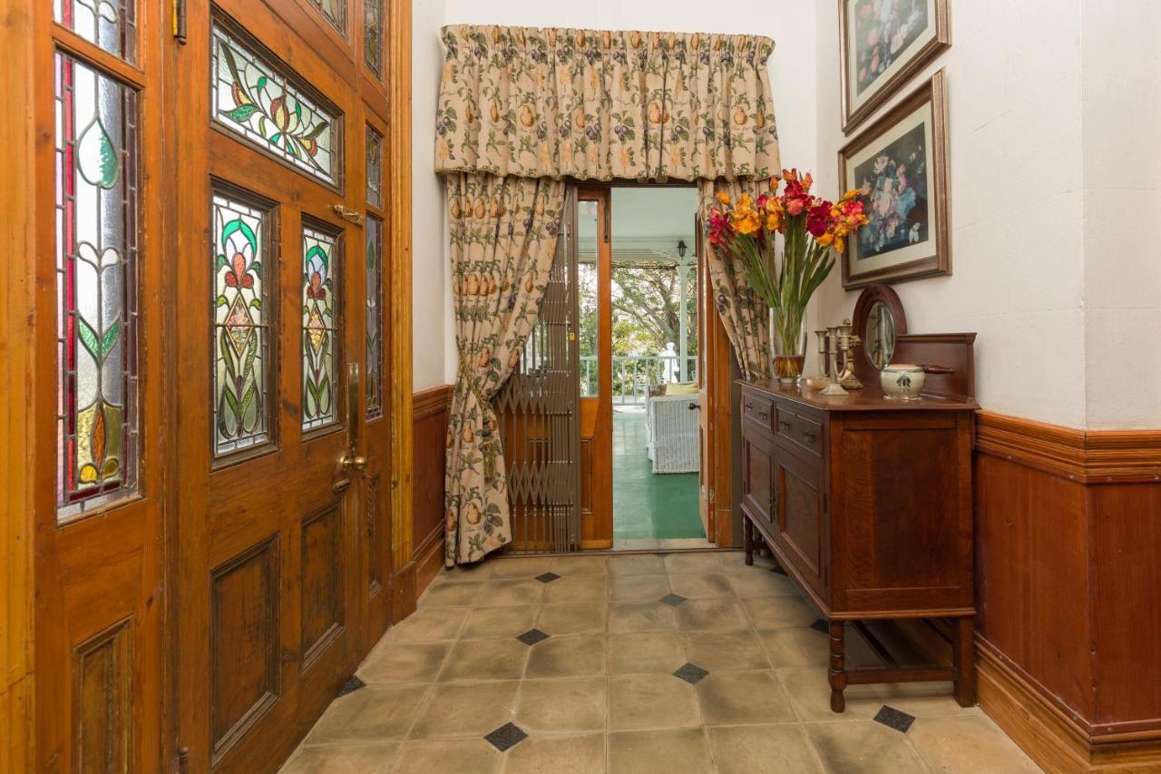 Royston Hall Historical Guesthouse Umtentweni Kültér fotó