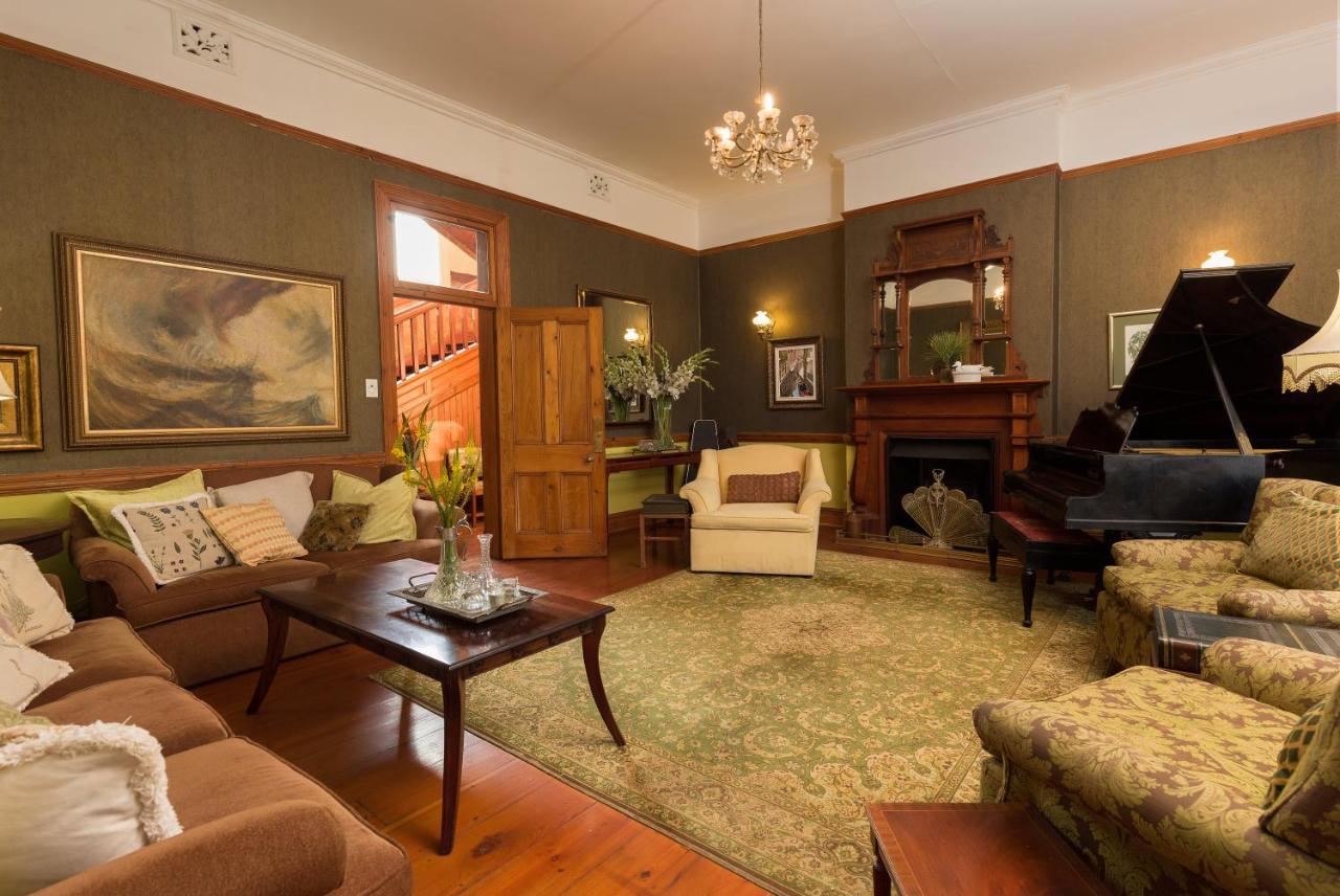 Royston Hall Historical Guesthouse Umtentweni Kültér fotó