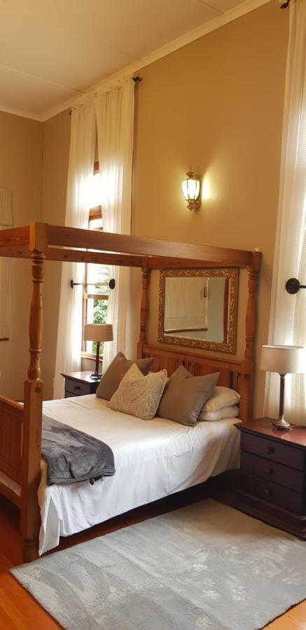Royston Hall Historical Guesthouse Umtentweni Kültér fotó
