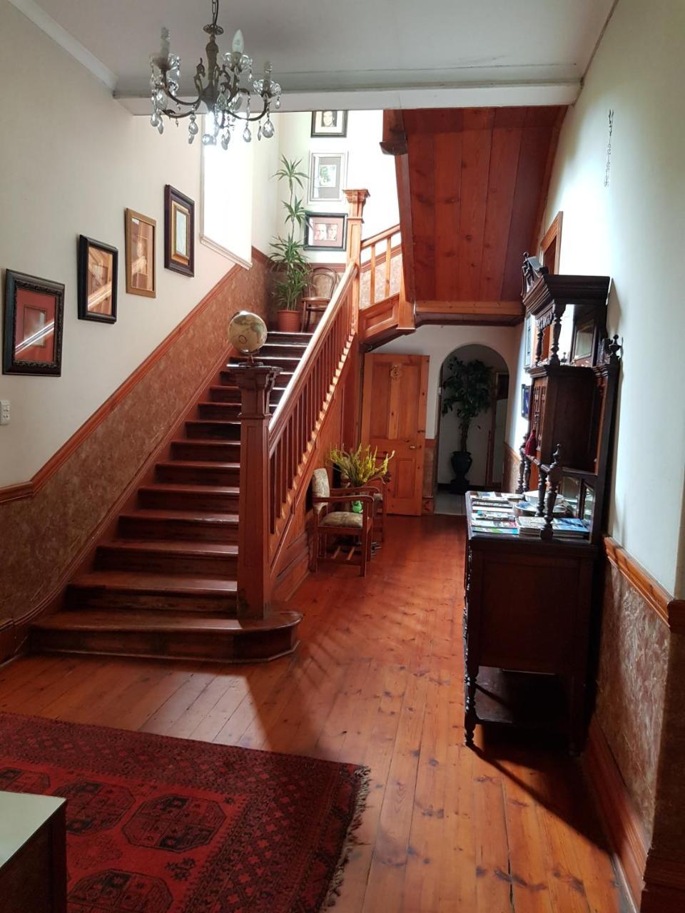 Royston Hall Historical Guesthouse Umtentweni Kültér fotó