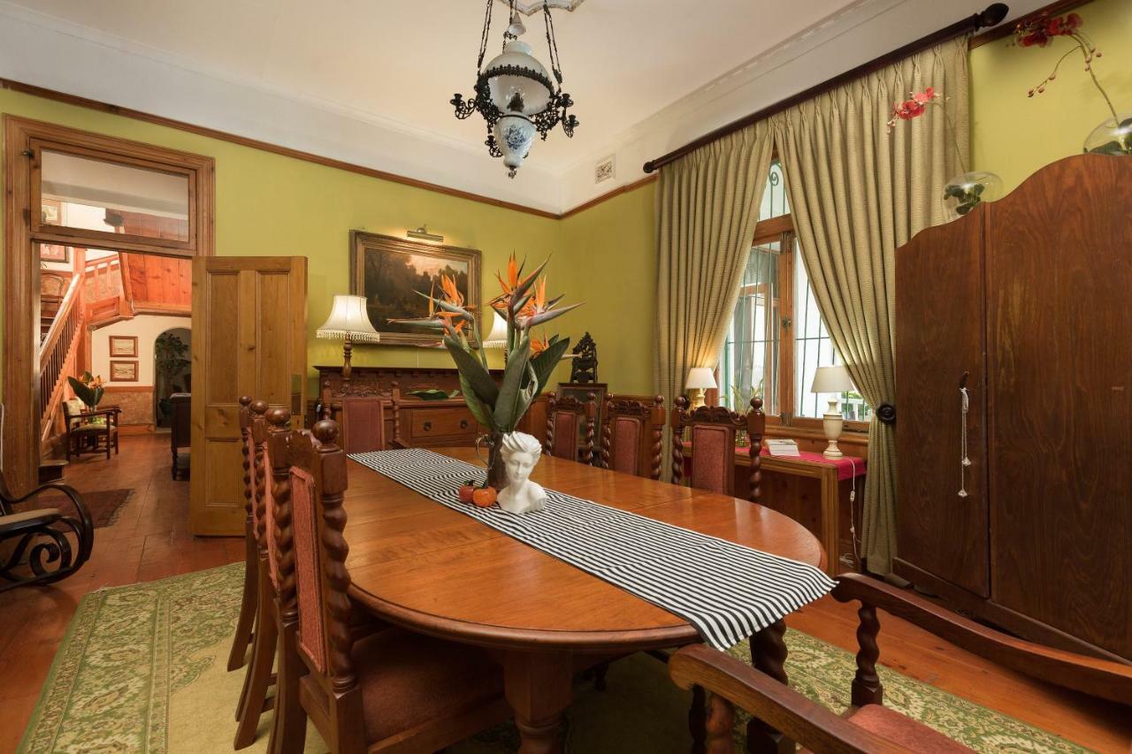 Royston Hall Historical Guesthouse Umtentweni Kültér fotó